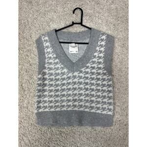 Abercrombie & Fitch Sweater‎ Vest Womens XS Gray V Neck Knit Academia Preppy